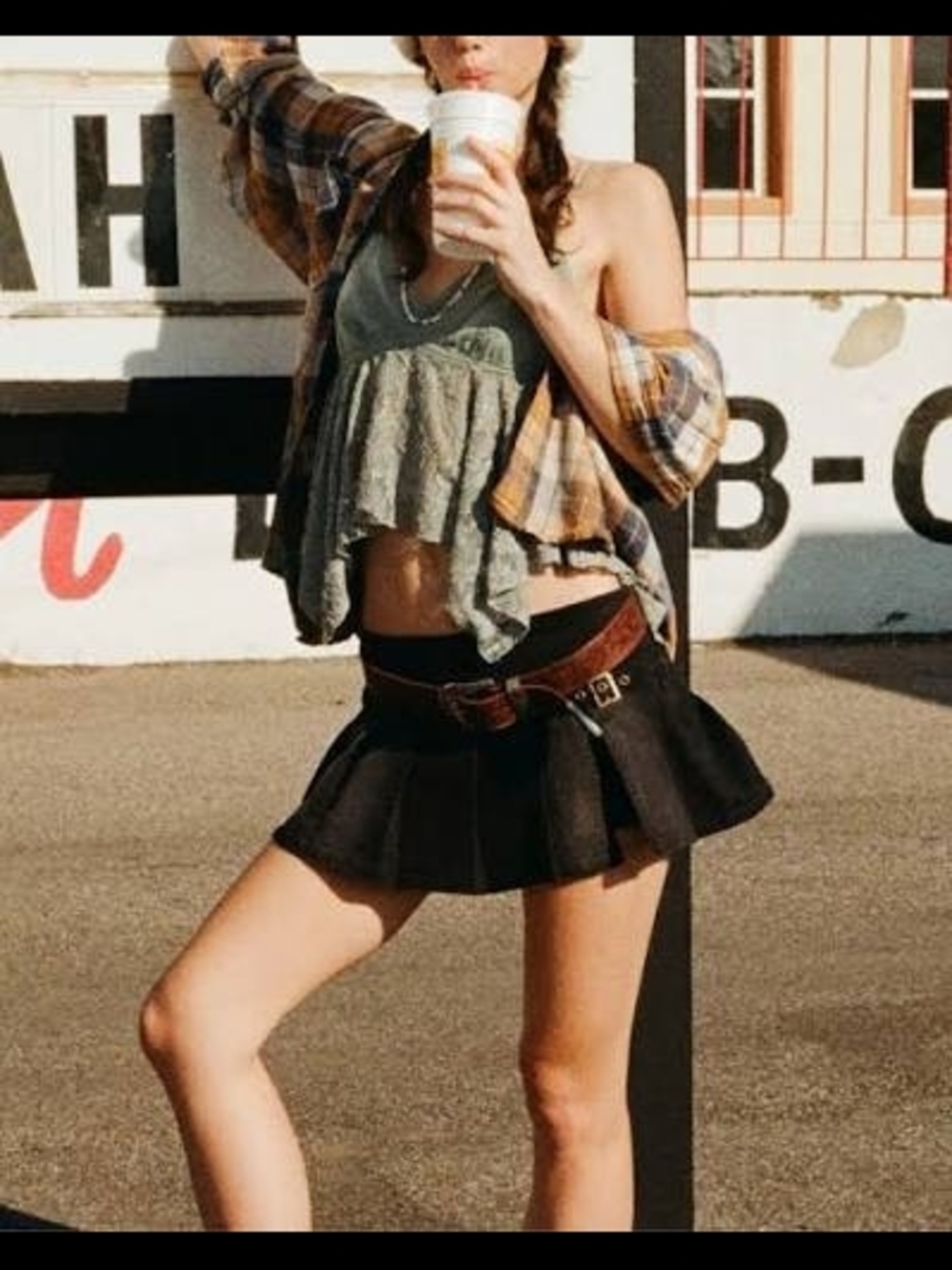 Washed Black Pleated Mini Skirt with Side Buckle Xs - Picture 2 of 8